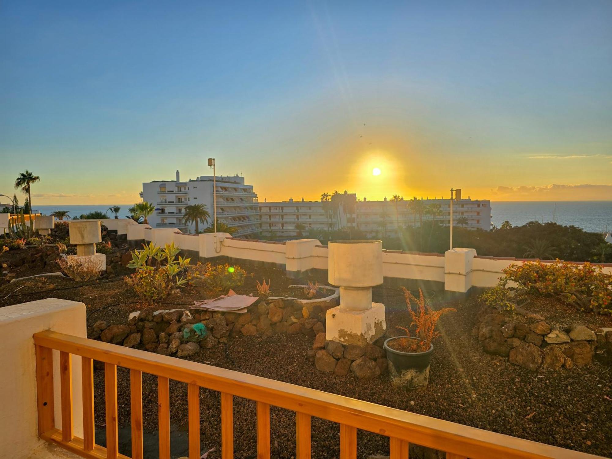 Aqua Sun Los Geranios By Helloapartments Costa Adeje  Exterior photo