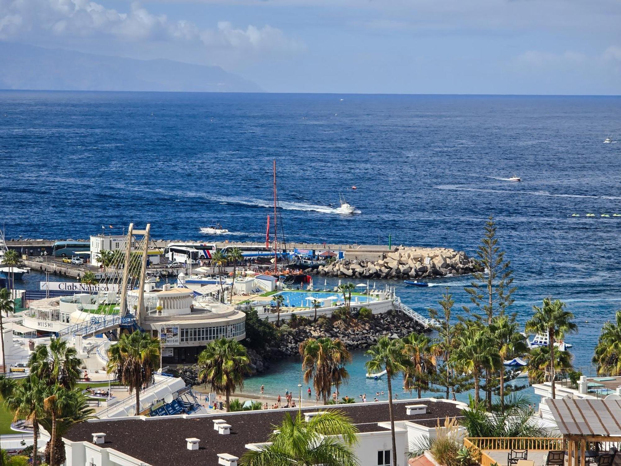 Aqua Sun Los Geranios By Helloapartments Costa Adeje  Exterior photo